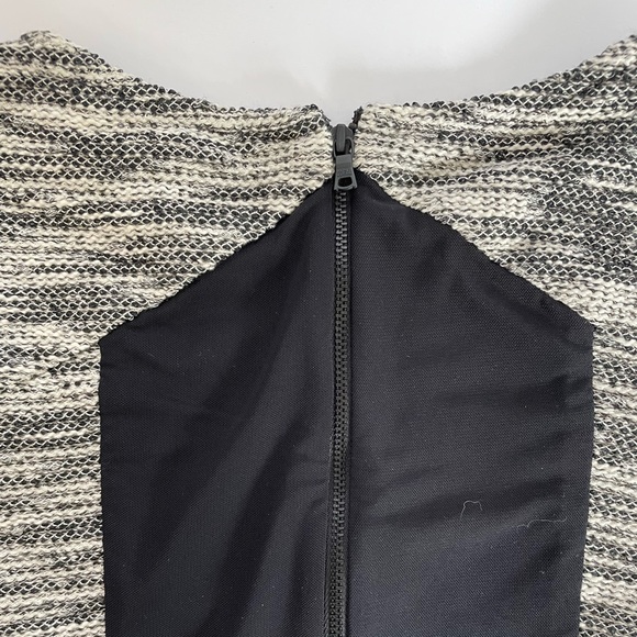 Alice and Olivia cropped top - Picture 3 of 5